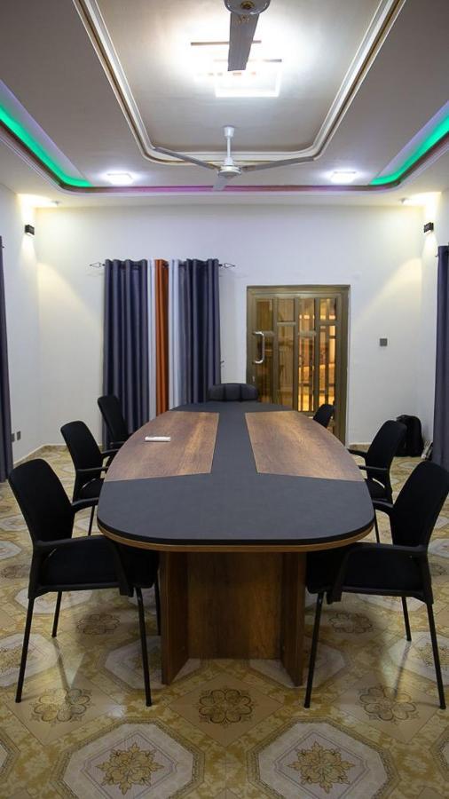Veke Executive Lodge & Event Center Cape Coast Eksteriør billede